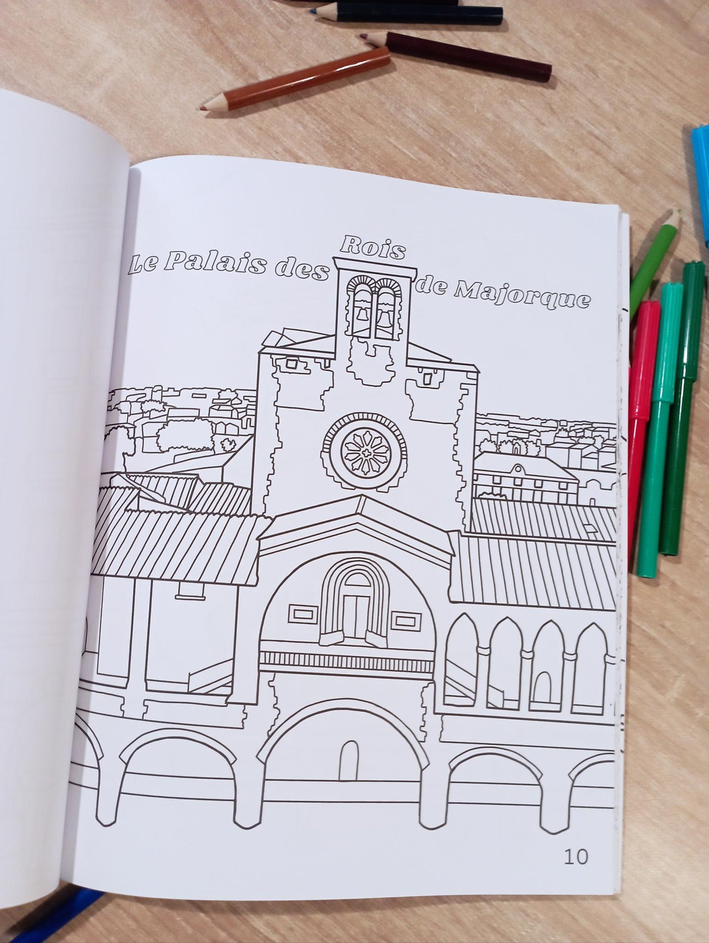 Livre de coloriage des Pyrénées-Orientales